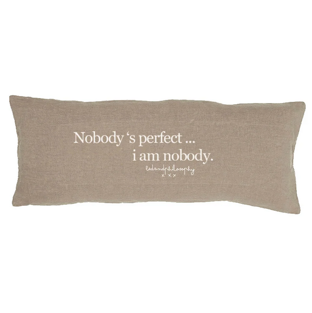 Coussin en lin "Nobody"