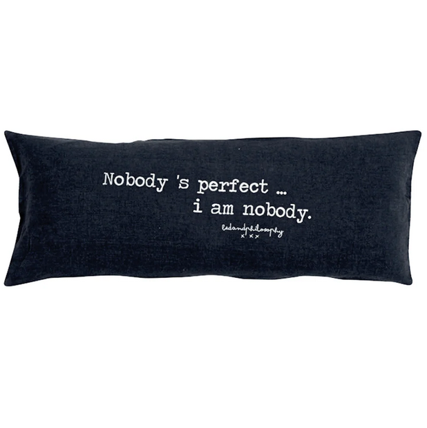 Coussin en lin "Nobody"